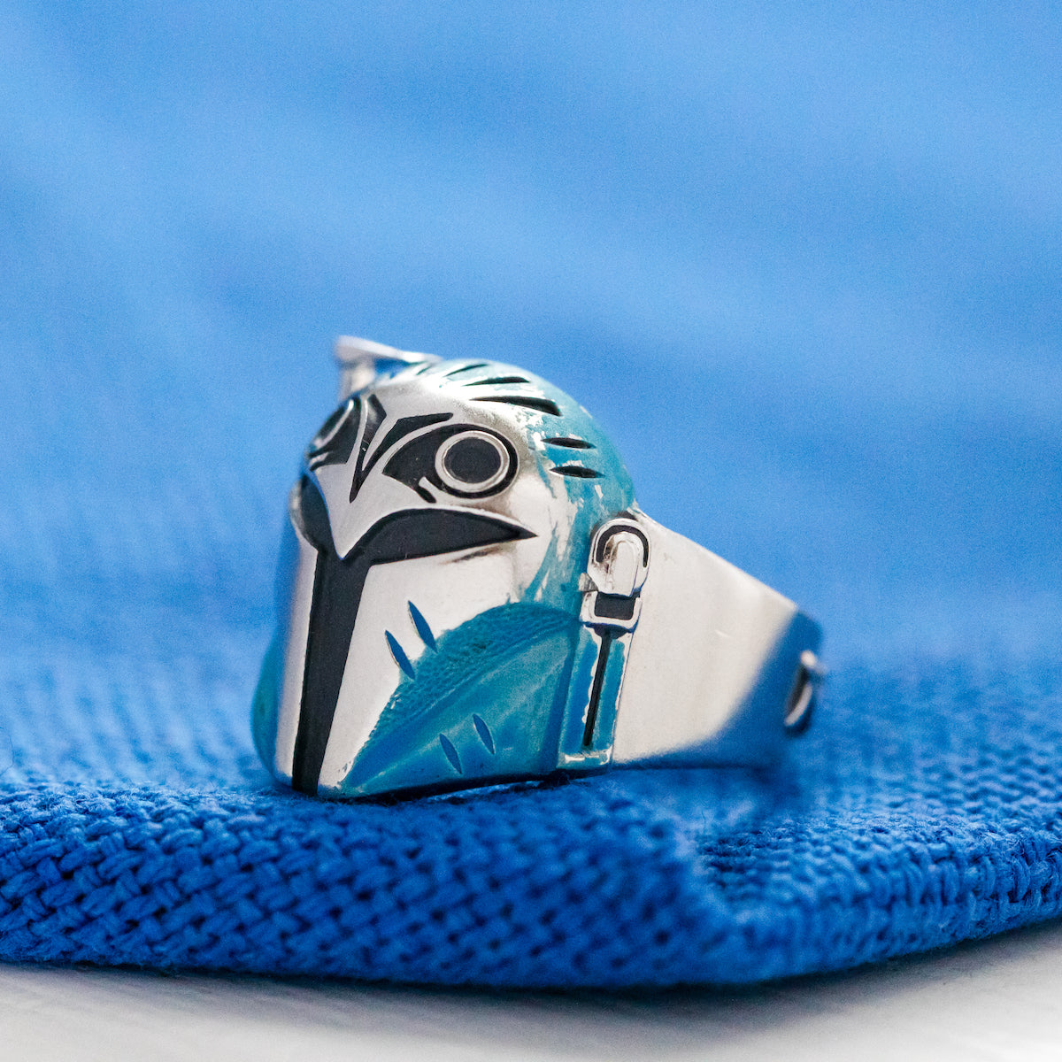 Bo-Katan Kryze helmet ring front view with antiqued silver finish