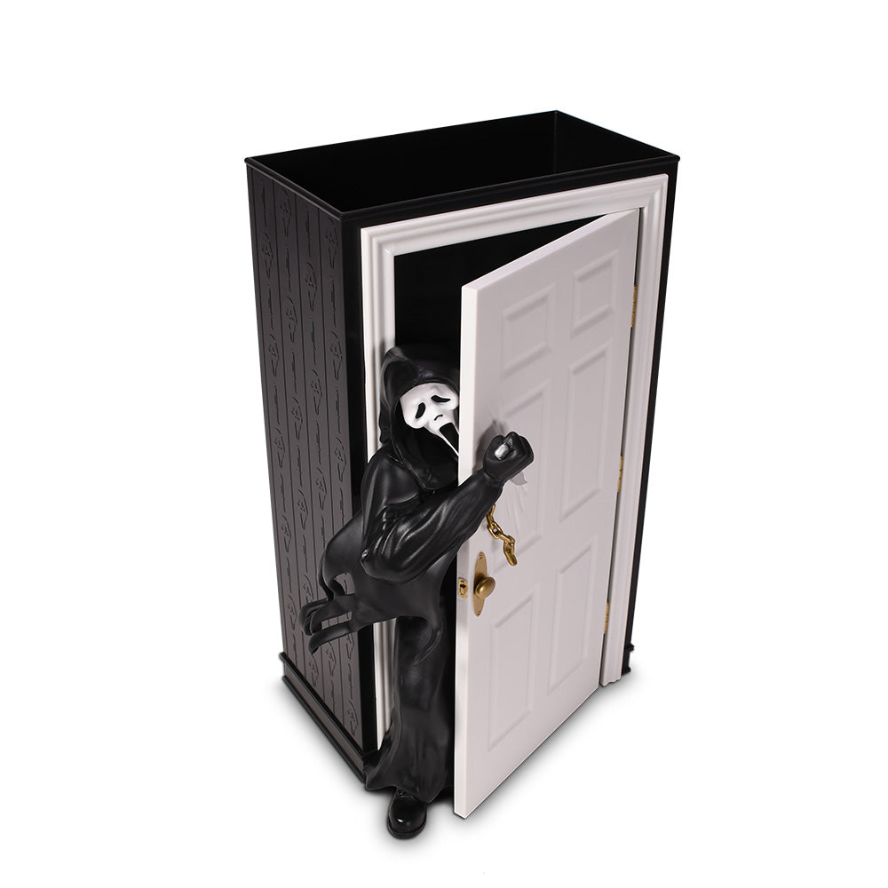 Scream 7 Ghostface Door Attack Bucket -2