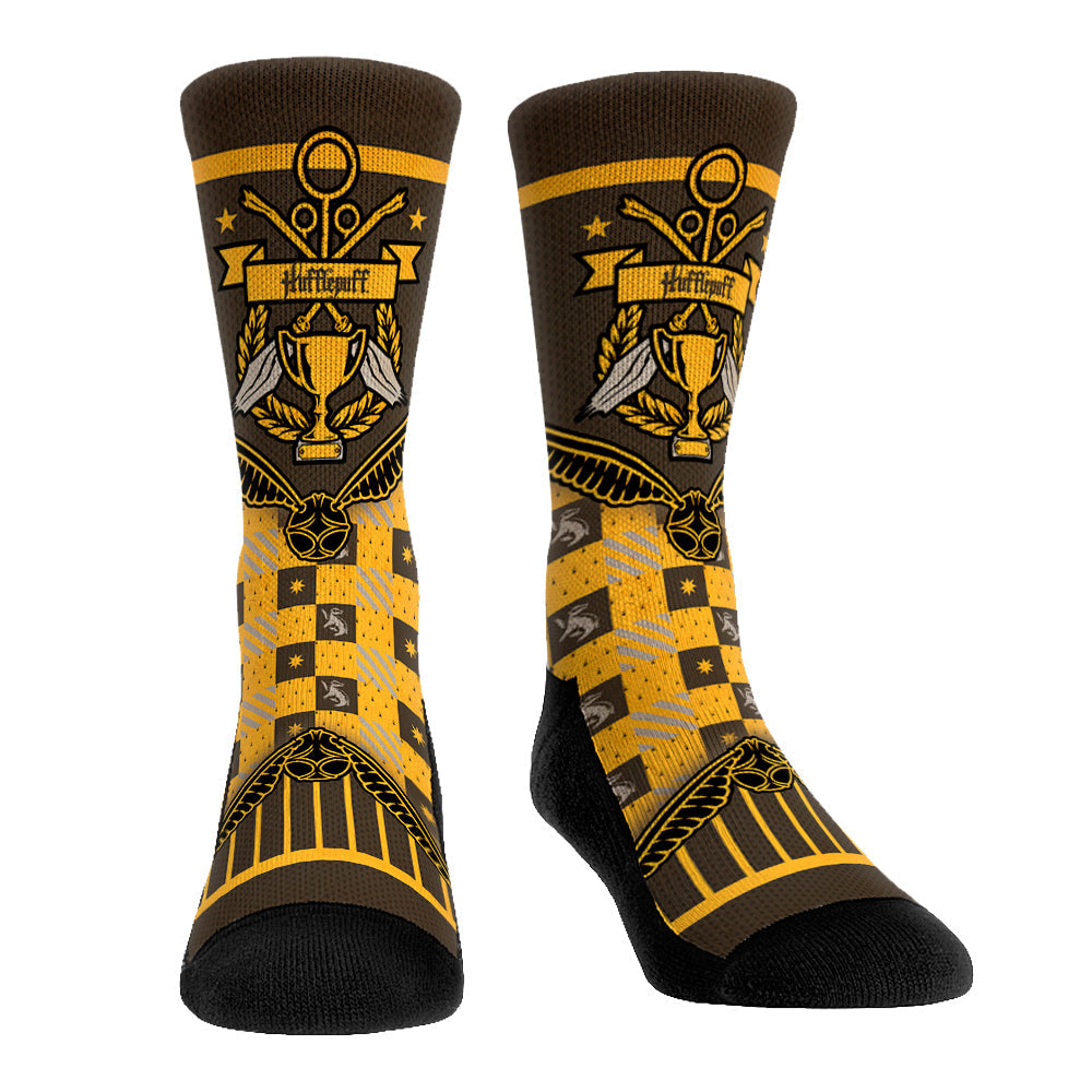 Harry Potter Hufflepuff Quidditch Cup Banner Crew Socks in yellow and black featuring the badger crest