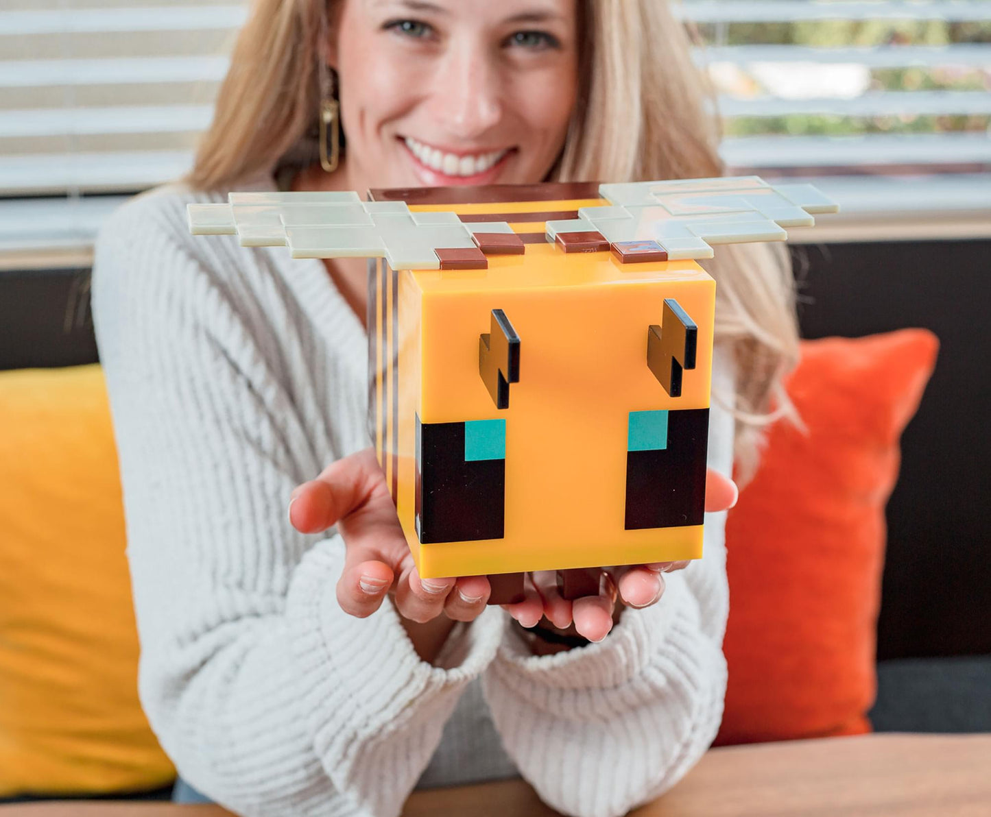 Minecraft Bee 5 Inch Figural Mood Light