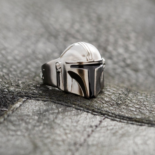 Star Wars x RockLove The Mandalorian Helmet Ring in gunmetal finish.-7