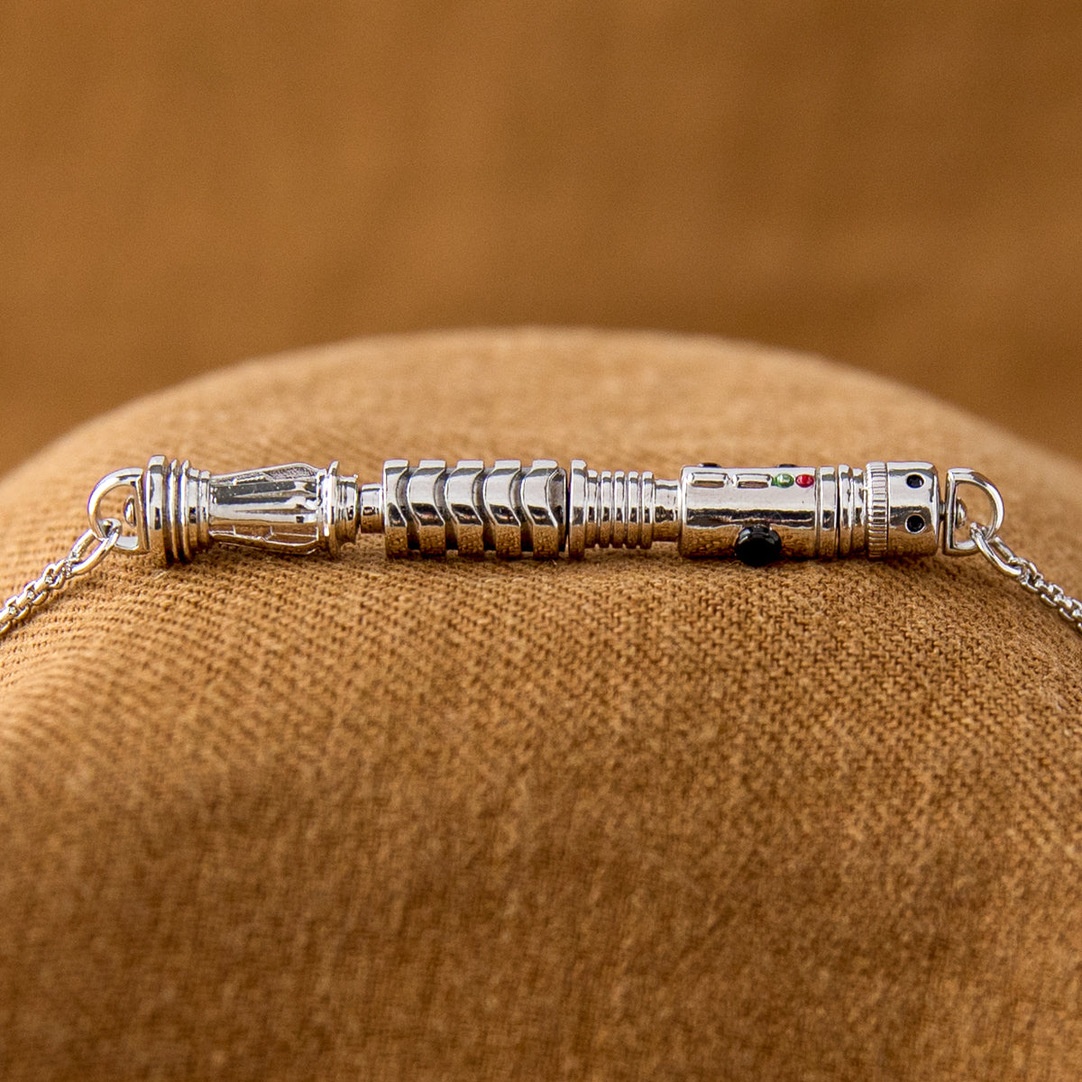 Adjustable rounded box chain with 4-inch extender for the Star Wars necklace