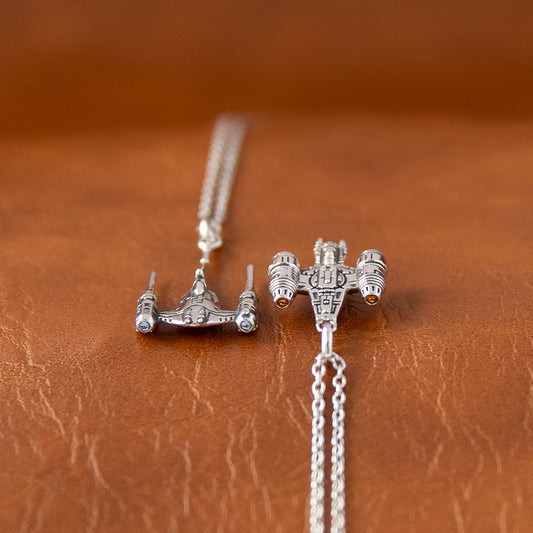 Star Wars x RockLove Razor Crest Sterling Silver Necklace pendant close up-6