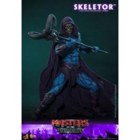 Masters of the Universe Skeletor 1:6 scale figure by Hot Toys front view-6